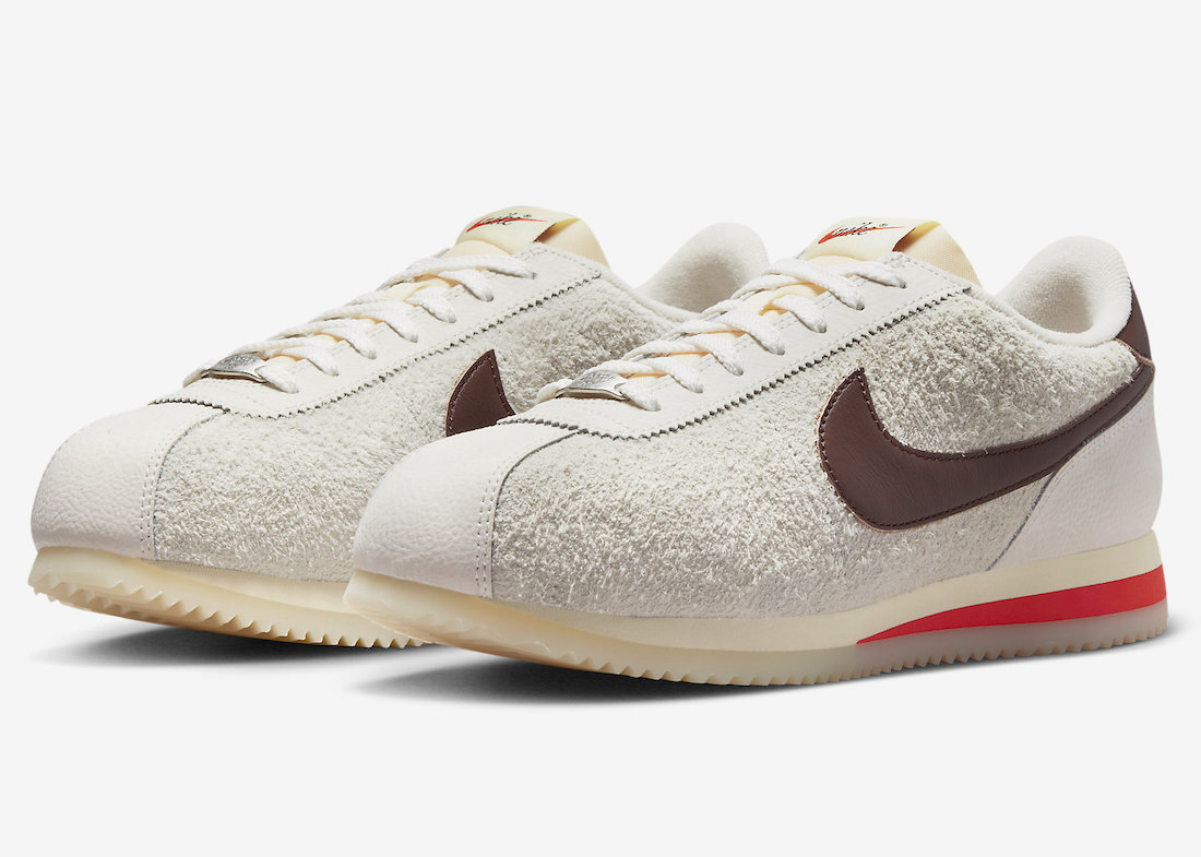 ナイキ コルテッツ Nike Cortez “Light Orewood Brown”