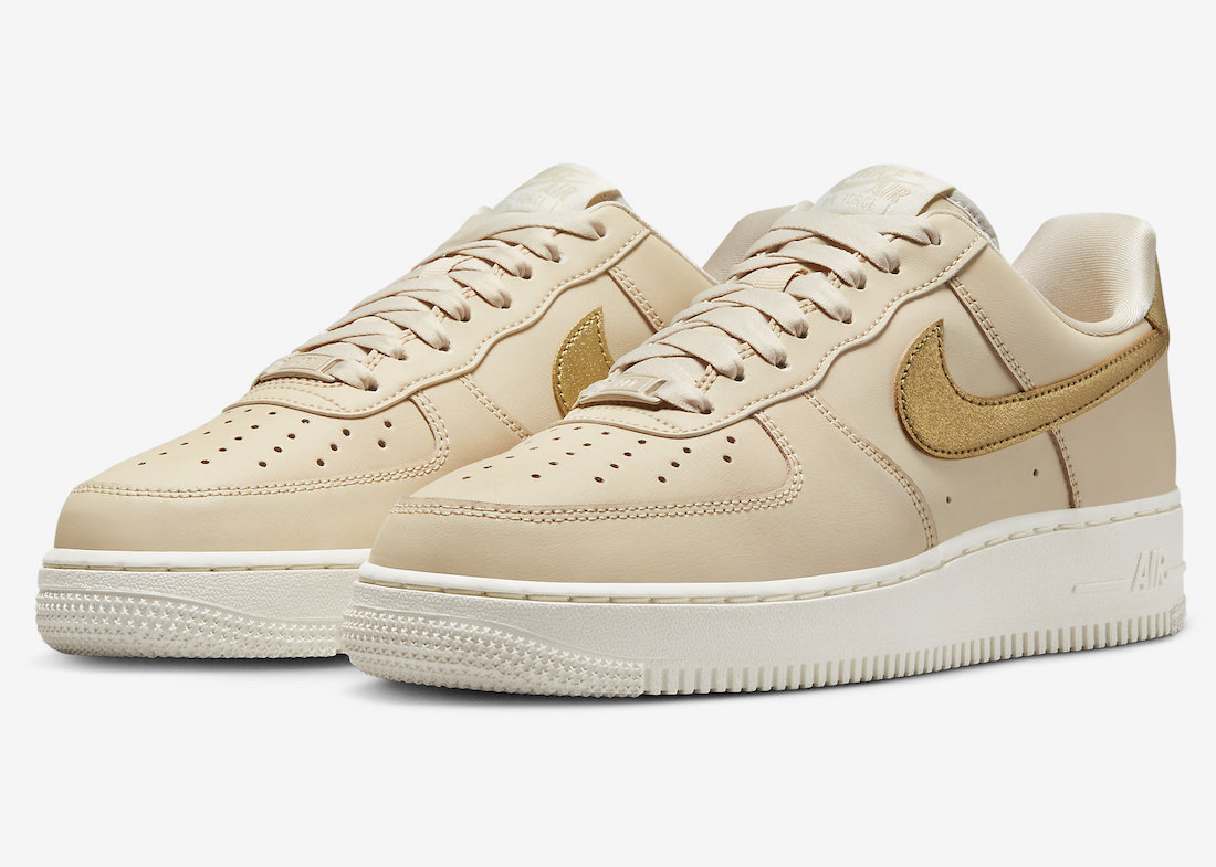 ナイキ エアフォース1 ロー Nike Air Force 1 Low “Gold Swoosh”