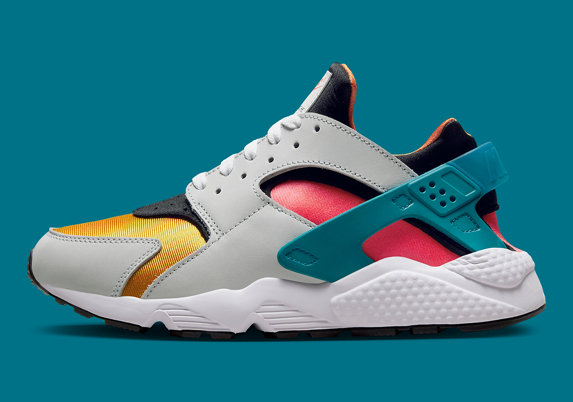 ナイキ エア ハラチ Nike Air Huarache