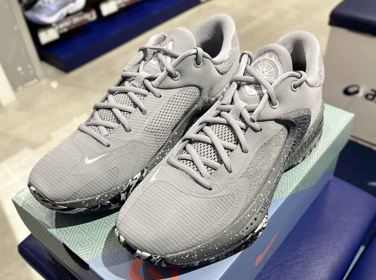 ナイキ ズーム フリーク4 Nike Zoom Freak 4 “Etched In Stone”