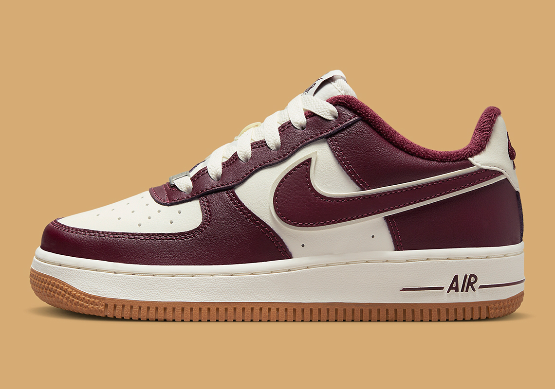 ナイキ エアフォース1 ロー Nike Air Force 1 Low "College Pack"